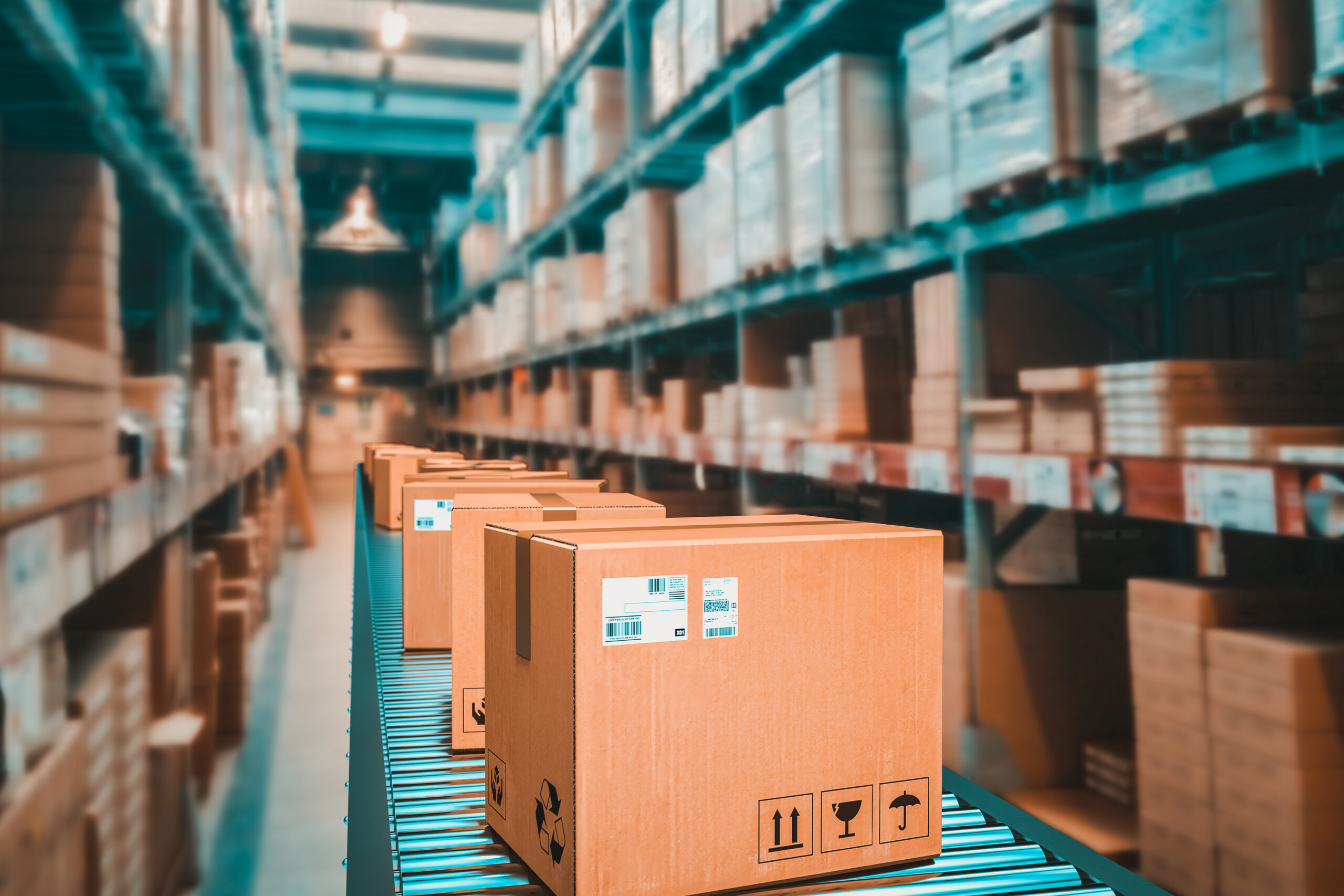 Packages on conveyor belt in a warehouse